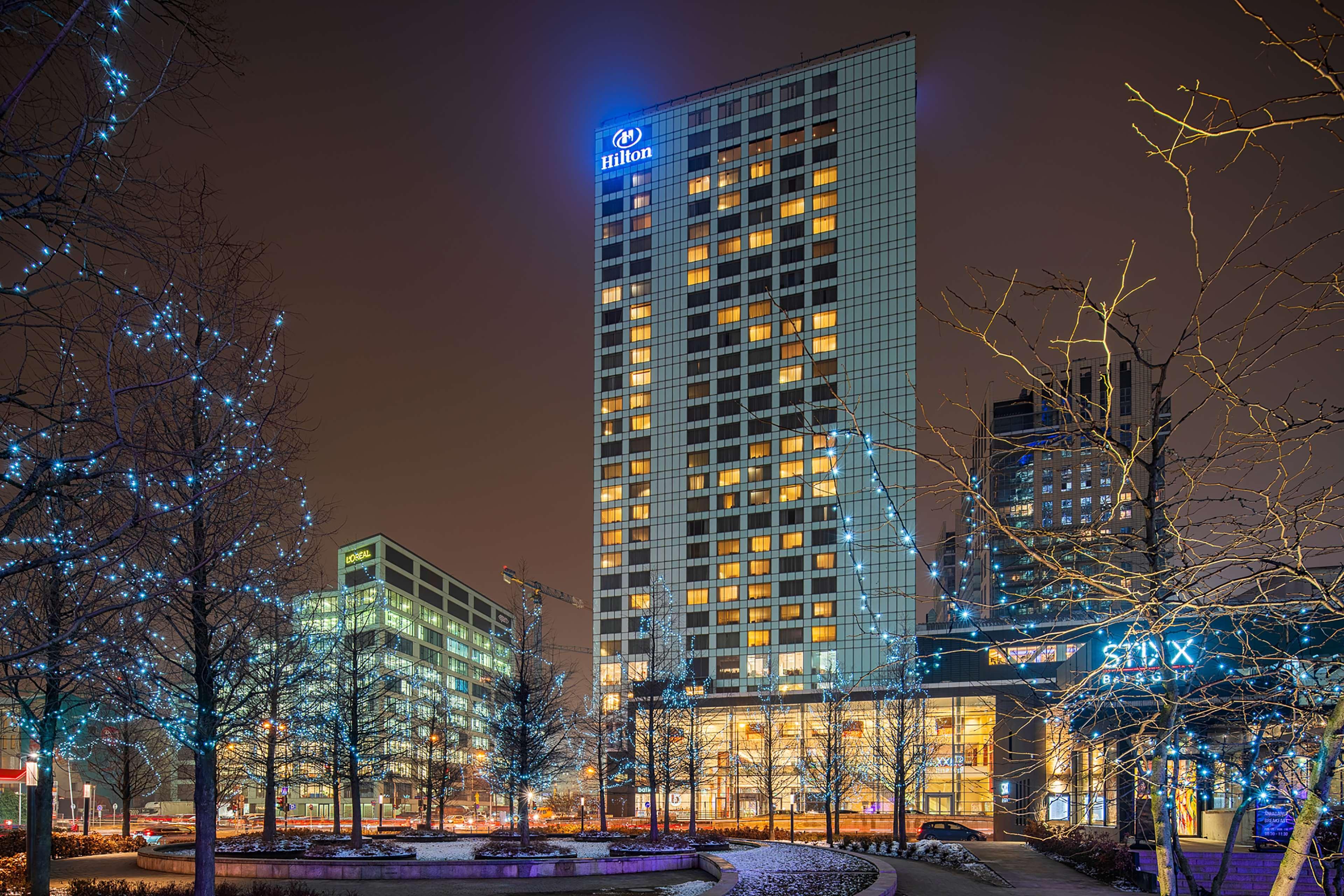 Hilton Warsaw City Hotel Exterior foto